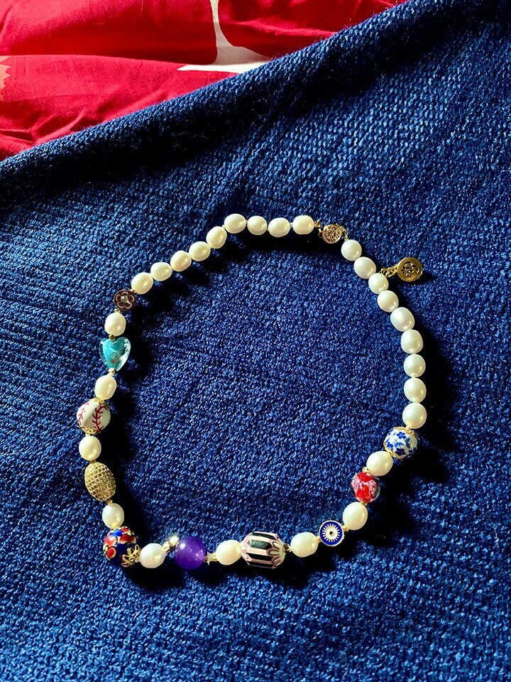 CUSTOM Party People Pearls