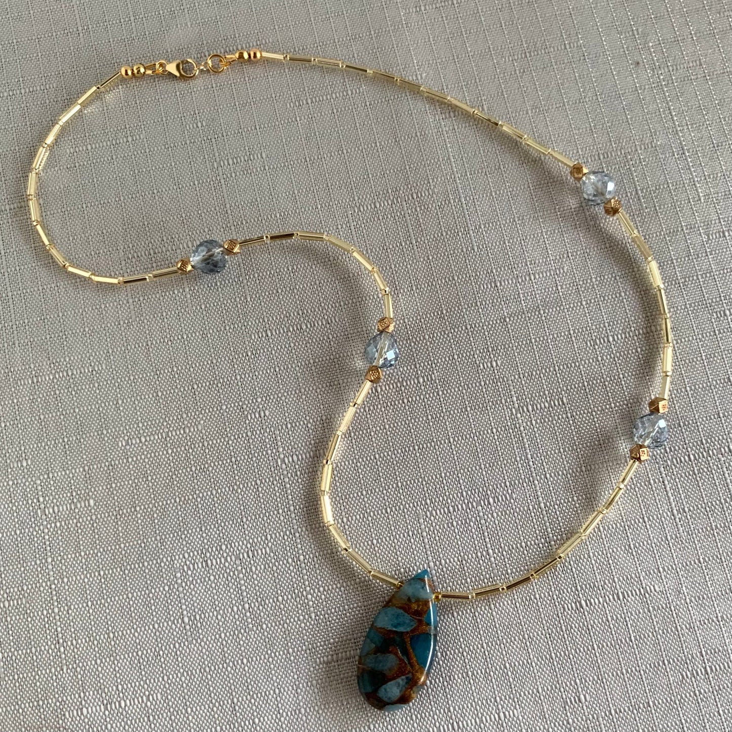 Crystal/ Gold / Goldblue Quartz Tear Drop 15x30mm Pendant Necklace